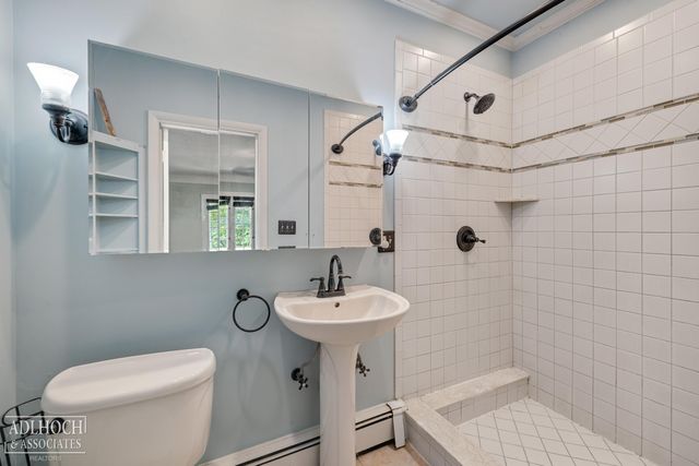 627 Washington Road, Grosse Pointe, MI 48230