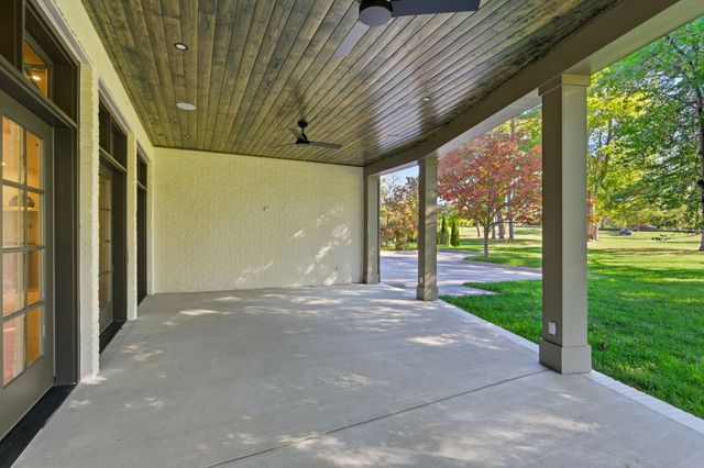 531 Midway Cir, Brentwood, TN 37027