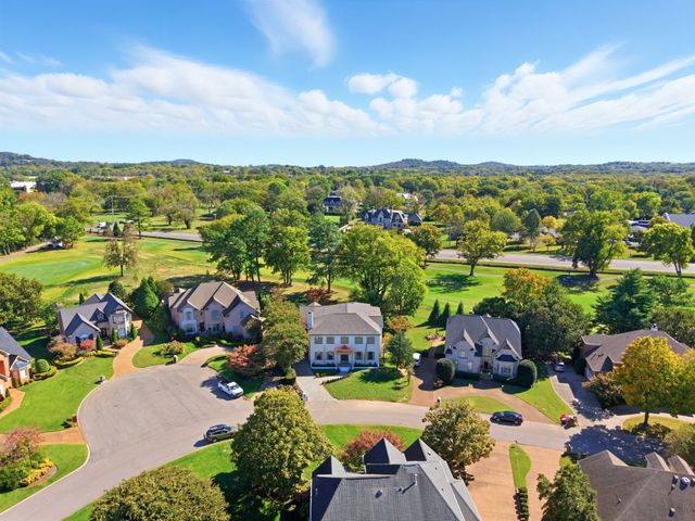 531 Midway Cir, Brentwood, TN 37027