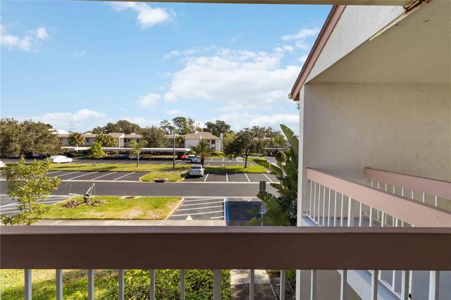 118 LAKEVIEW WAY 118, Oldsmar, FL 34677