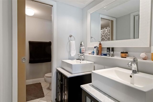 118 LAKEVIEW WAY 118, Oldsmar, FL 34677