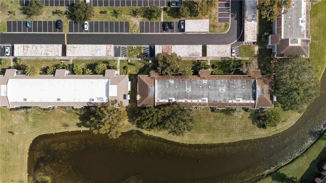 118 LAKEVIEW WAY 118, Oldsmar, FL 34677