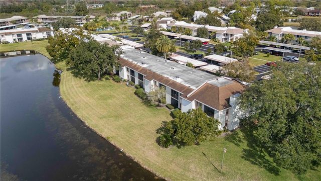 118 LAKEVIEW WAY 118, Oldsmar, FL 34677