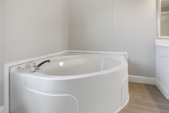 3204 SILVER LAKE COURT, Kissimmee, FL 34744