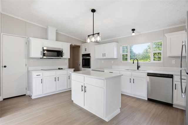 3204 SILVER LAKE COURT, Kissimmee, FL 34744