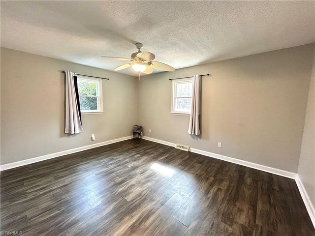 240 Oakcrest Drive, Madison, NC 27025