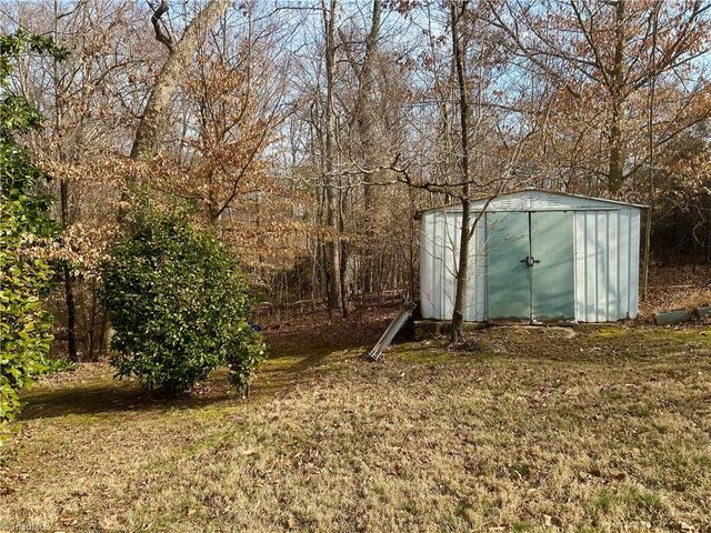 240 Oakcrest Drive, Madison, NC 27025