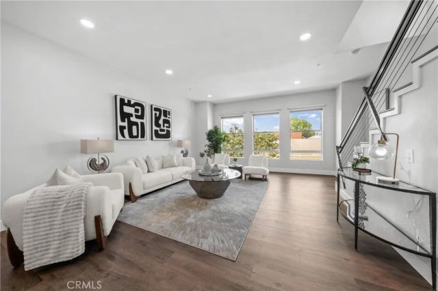 1401 Mission Street 208, South Pasadena, CA 91030