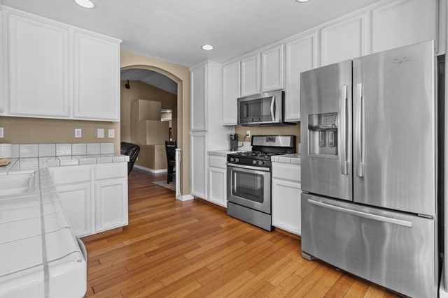 2400 Winterrush Ln, Lincoln, CA 95648