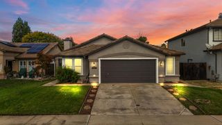 2400 Winterrush Ln, Lincoln, CA 95648