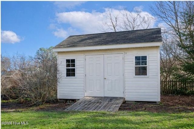 613 Chimney Hill Way, Rocky Mount, NC 27804