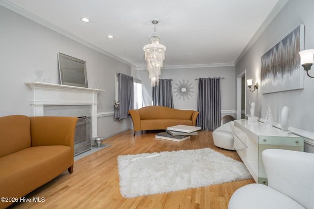 613 Chimney Hill Way, Rocky Mount, NC 27804