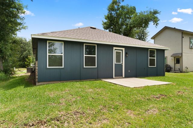 935 Road 5203, Cleveland, TX 77327