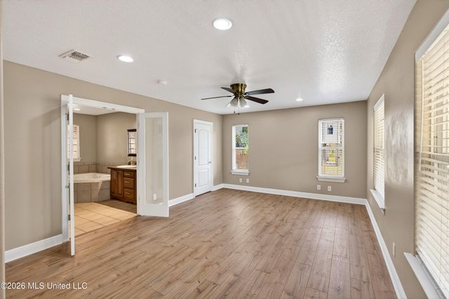 1332 Oak Street, Ocean Springs, MS 39564