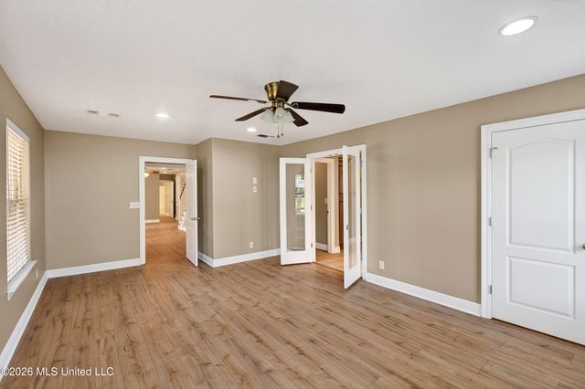 1332 Oak Street, Ocean Springs, MS 39564