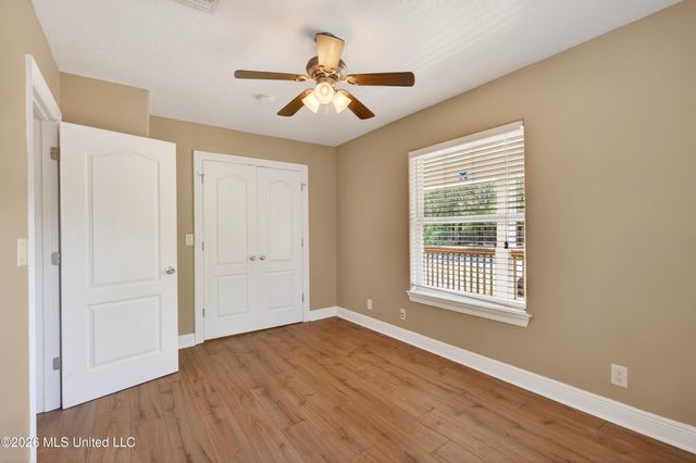 1332 Oak Street, Ocean Springs, MS 39564