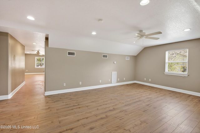 1332 Oak Street, Ocean Springs, MS 39564