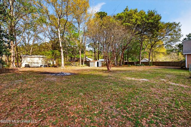 1332 Oak Street, Ocean Springs, MS 39564