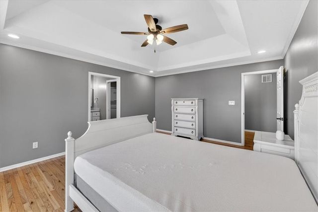 1541 NE Neawanna Drive, Lee's Summit, MO 64086