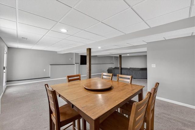 1541 NE Neawanna Drive, Lee's Summit, MO 64086