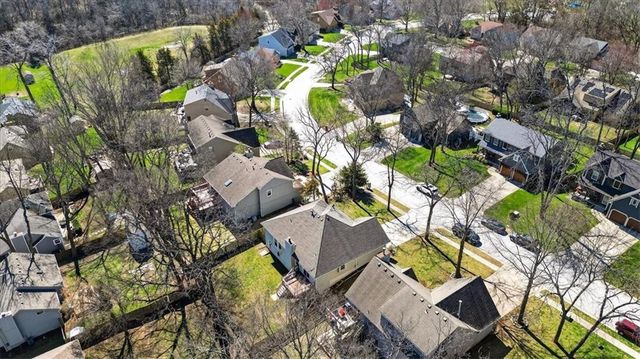 1541 NE Neawanna Drive, Lee's Summit, MO 64086