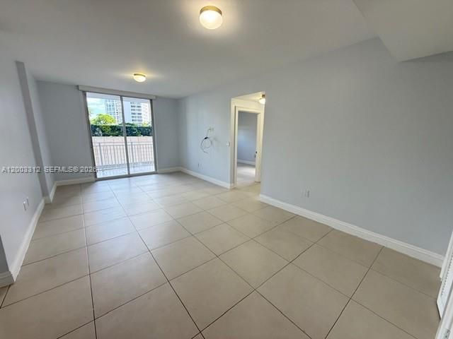 185 SE 14th Ter 808, Miami, FL 33131