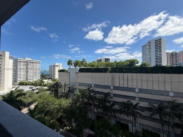 185 SE 14th Ter 808, Miami, FL 33131