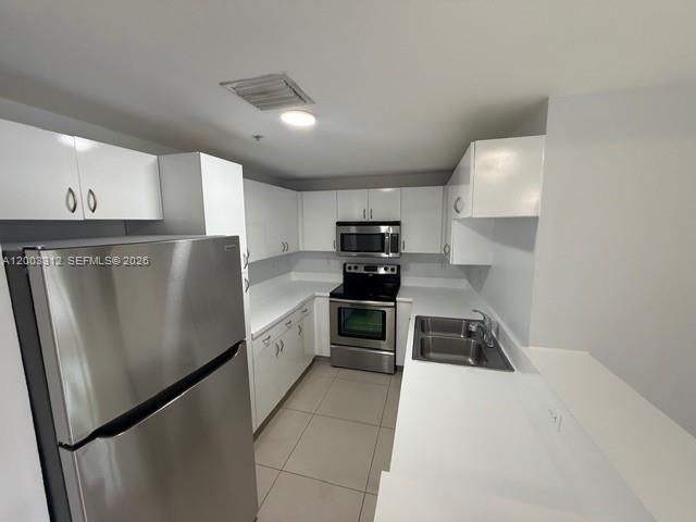 185 SE 14th Ter 808, Miami, FL 33131