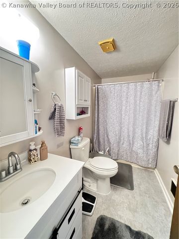 53 Heather Way, Millwood, WV 25262