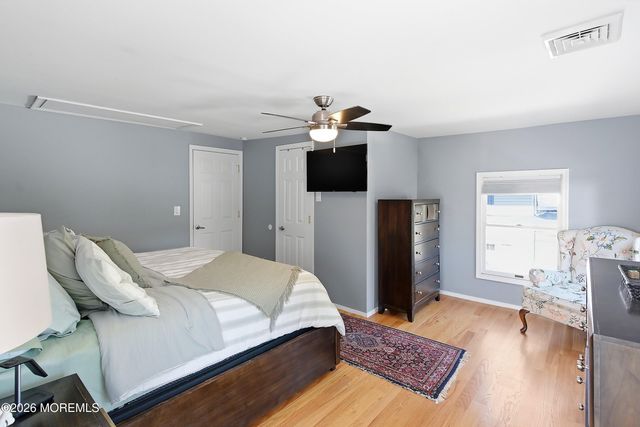 45 Compton Street, Belford, NJ 07718