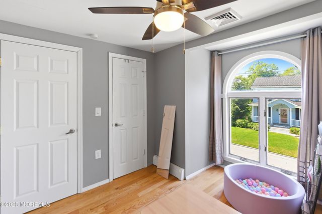 45 Compton Street, Belford, NJ 07718