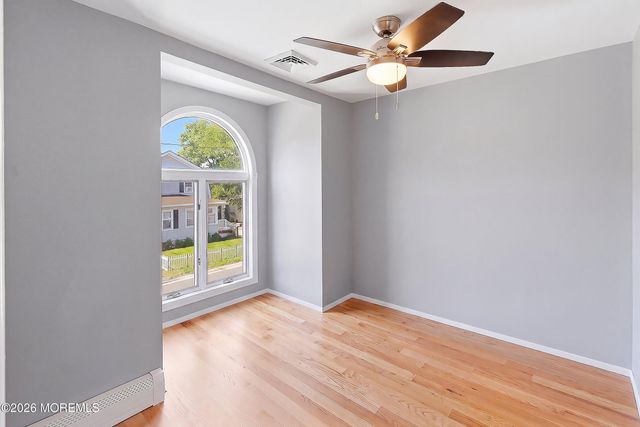 45 Compton Street, Belford, NJ 07718