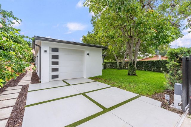 2286 SW 21st Avenue, Miami, FL 33145