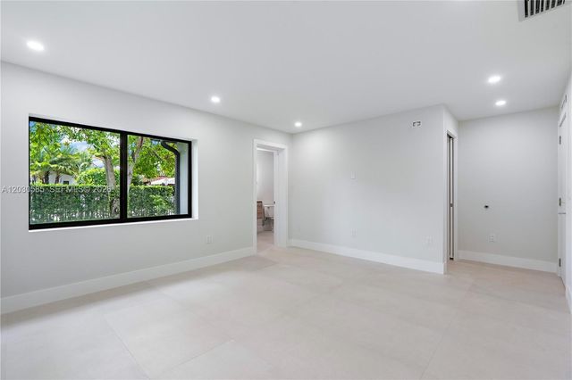 2286 SW 21st Avenue, Miami, FL 33145