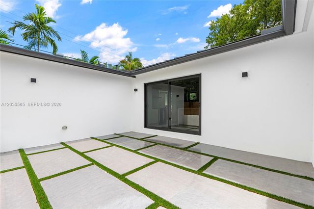 2286 SW 21st Avenue, Miami, FL 33145