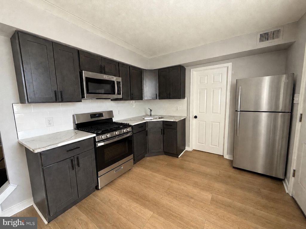 430 E MECHANIC ST, PHILADELPHIA, PA 19144 — photo 3