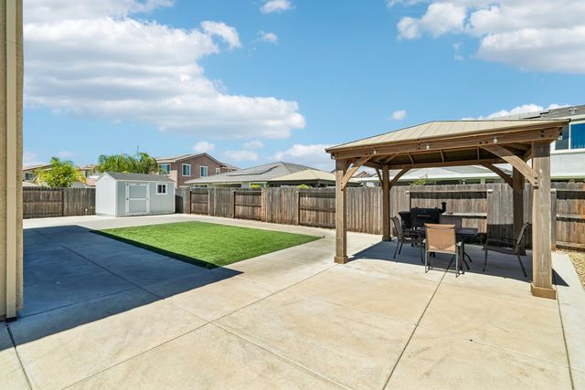 9457 Quintero Ave, Elk Grove, CA 95624