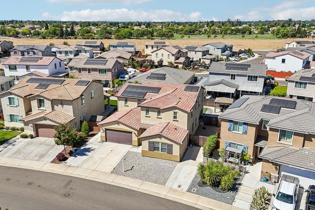 9457 Quintero Ave, Elk Grove, CA 95624