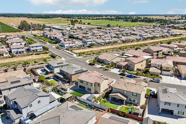 9457 Quintero Ave, Elk Grove, CA 95624