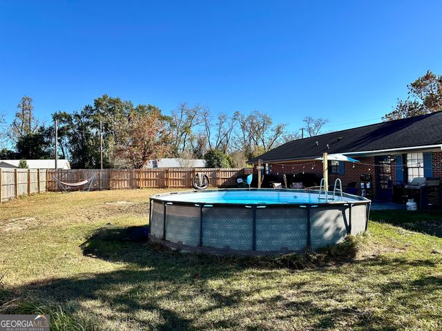 131 Fawn Lane, Blackshear, GA 31516