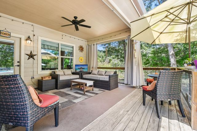 141 Upola CT, Bastrop, TX 78602