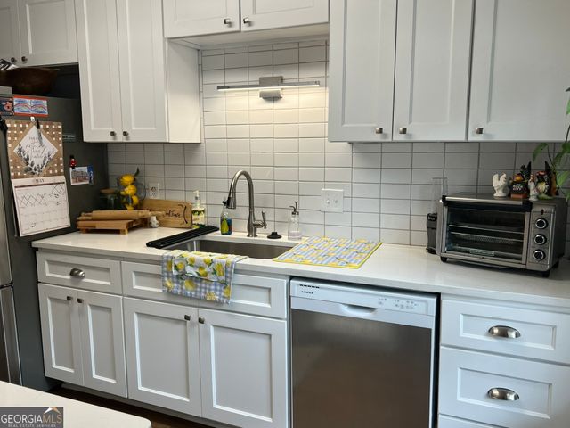 571 Bel Meade Place, Macon, GA 31204