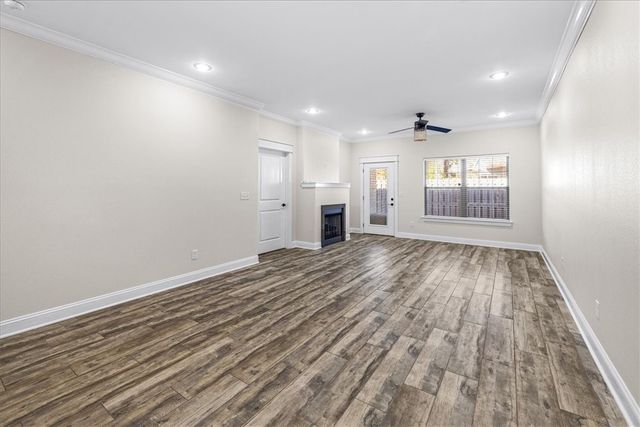 2821 W Persimmon Street, Rogers, AR 72756