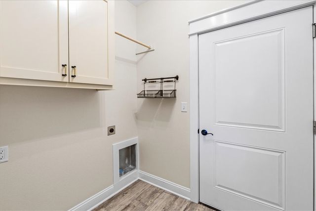 2821 W Persimmon Street, Rogers, AR 72756