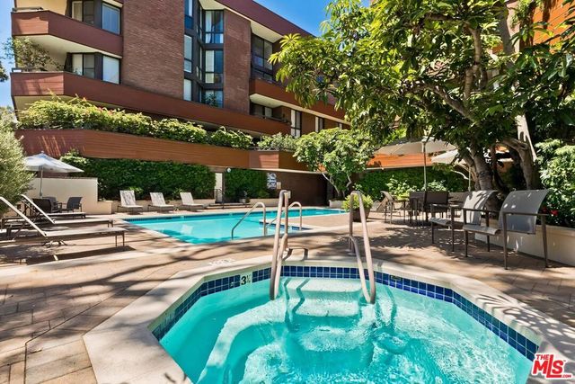 300 N Swall Drive 107, Beverly Hills, CA 90211