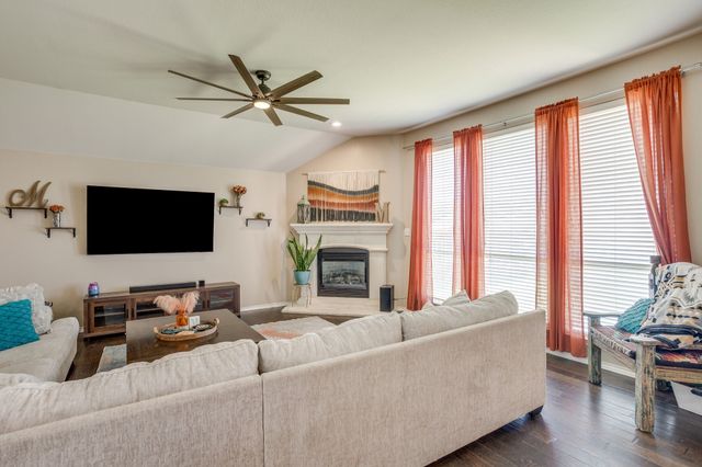 779 Little Ridge Court, Burleson, TX 76028