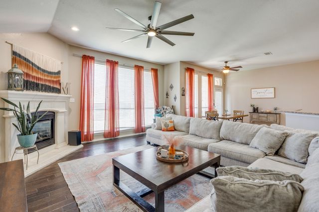 779 Little Ridge Court, Burleson, TX 76028