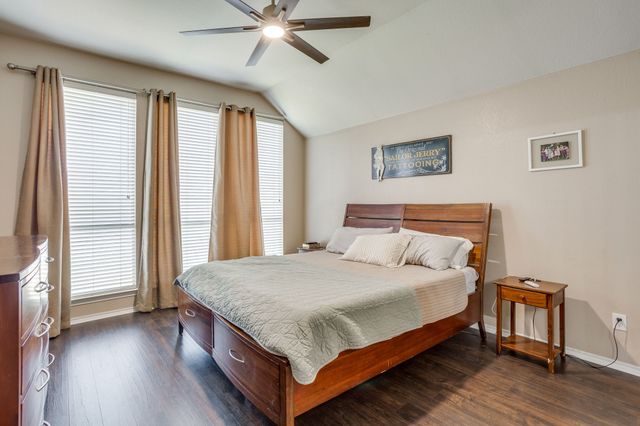 779 Little Ridge Court, Burleson, TX 76028