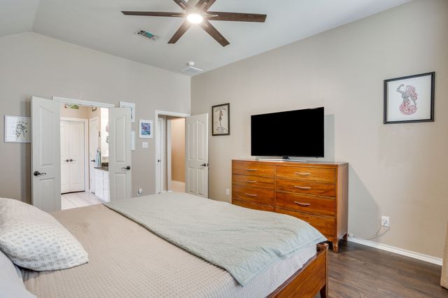 779 Little Ridge Court, Burleson, TX 76028