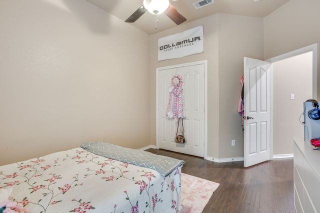 779 Little Ridge Court, Burleson, TX 76028